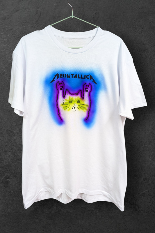 Hand-Painted Oldschool Airbrush T-Shirt | Custom Unisex Retro Art Tee | Unique Streetwear Design Metallica Meowtallica