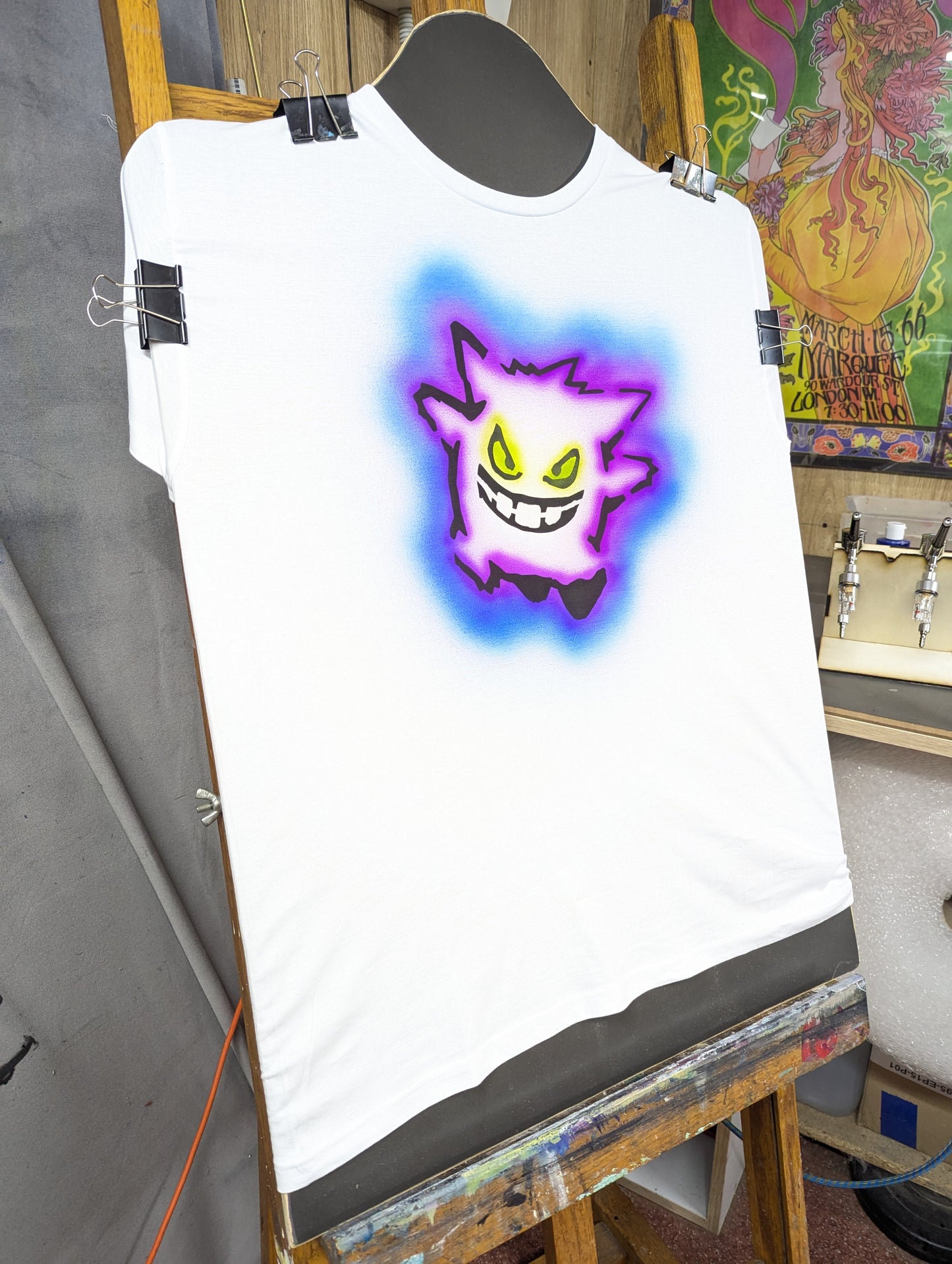 Hand-Painted Oldschool Airbrush T-Shirt | Custom Unisex Retro Art Tee | Unique Streetwear Design